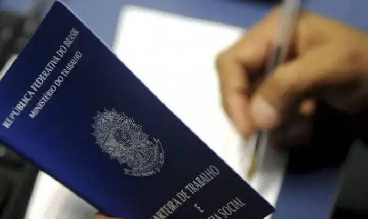 Crédito consignado privado exige cautela, alertam especialistas