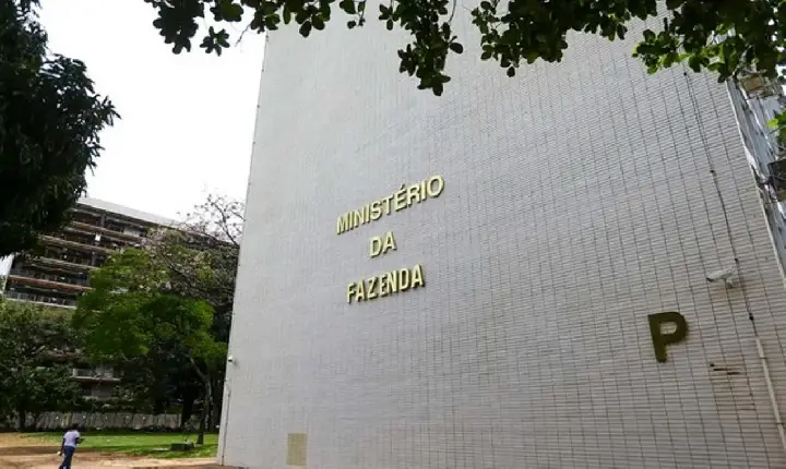 Ministério da Fazenda aumenta para 2,5% estimativa do PIB em 2025