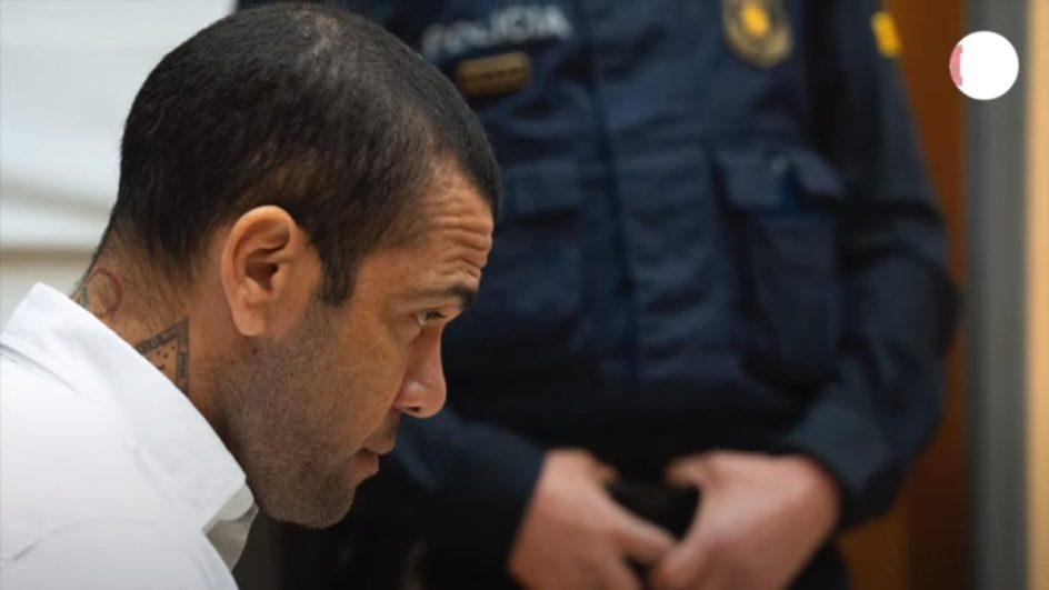 Daniel Alves é condenado na Espanha a 4 anos e 6 meses de prisão por estupro